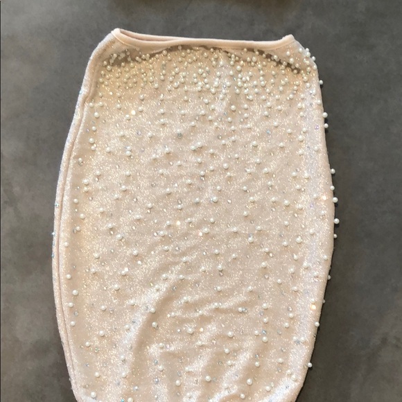 Crop top & pencil skirt! - Picture 3 of 7